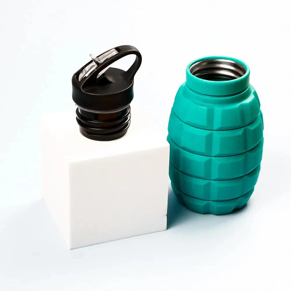 Foldable Water Bottle Food Grade Silicone Cycling Hiking Kettle With Hook - Bellarte Enchanté Foldable Water Bottle Food Grade Silicone Cycling Hiking Kettle With Hook